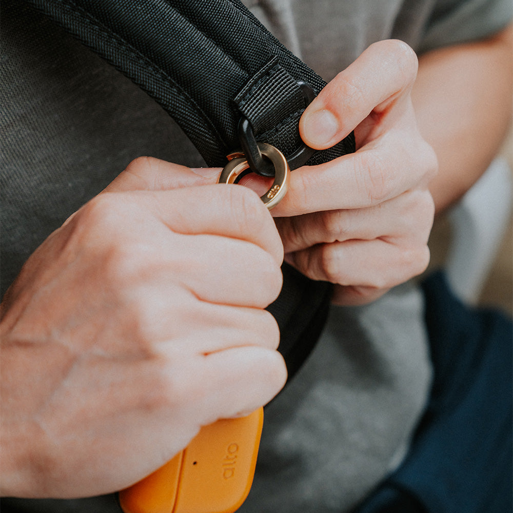 AirPods 4 Leather Case - Caramel Brown
