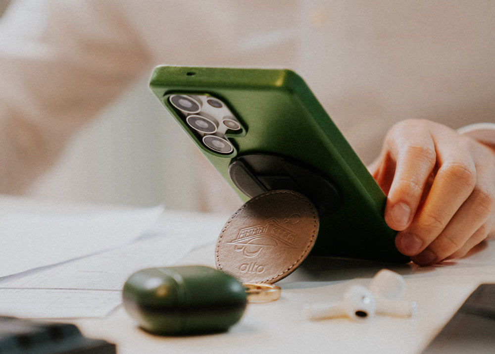 Samsung Galaxy S25 Ultra Clop MagSafe Leather Case - Forest Green