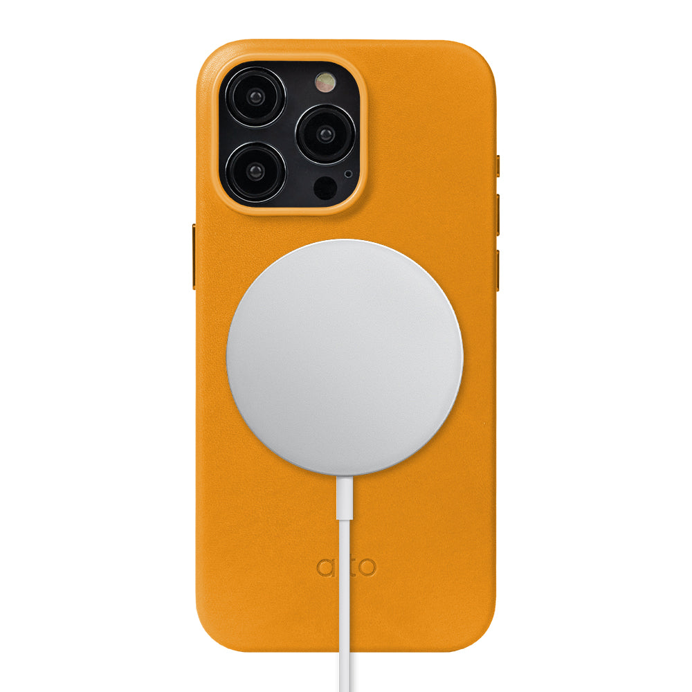 iPhone 15 Series Clop MagSafe Leather Case - Caramel Brown