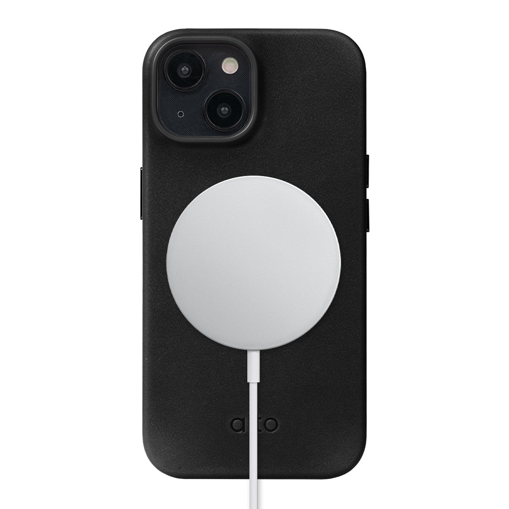 iPhone 15 Series Clop MagSafe Leather Case - Raven Black