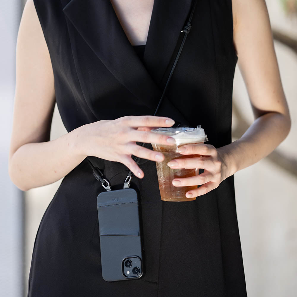 iPhone 14シリーズAnello Leather Ranyard Case -RavenBlack