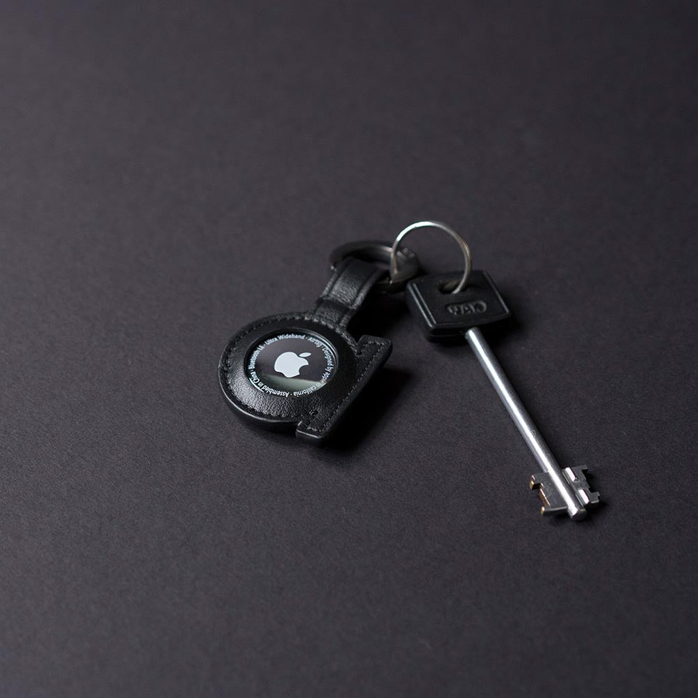 AirTag Leather Key Ring – Raven Black