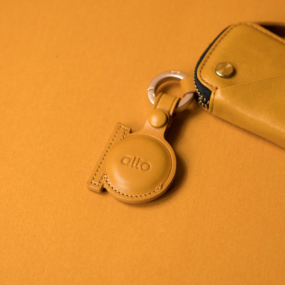 AirTag Leather Key Ring – Caramel Brown