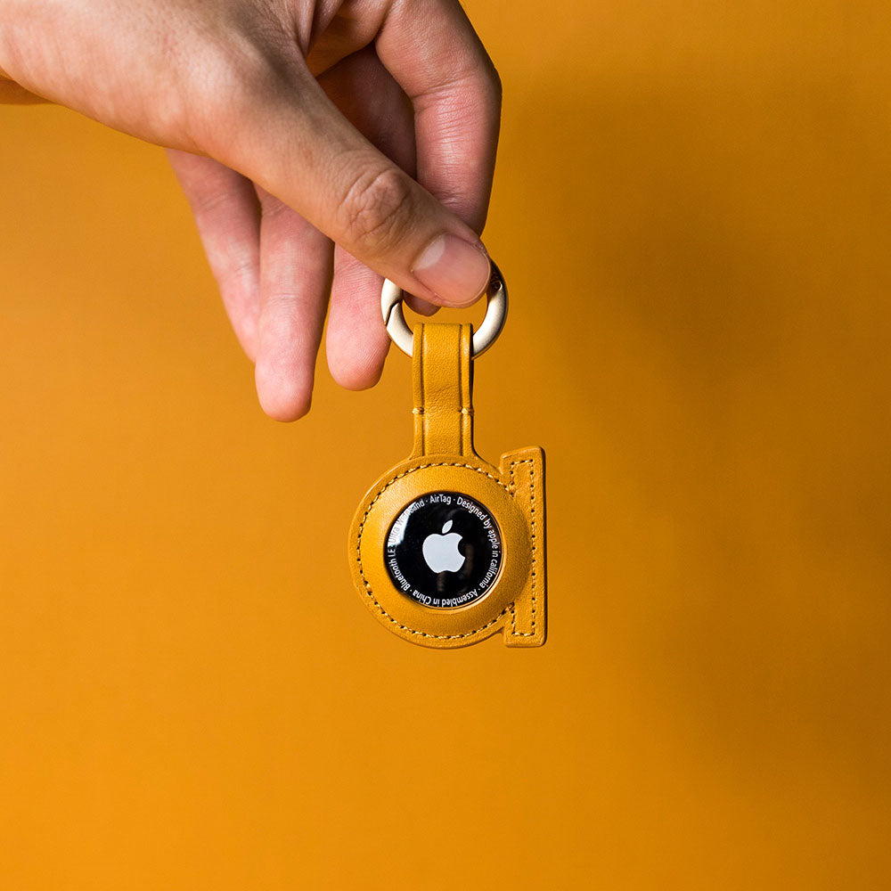 AirTag Leather Key Ring – Caramel Brown