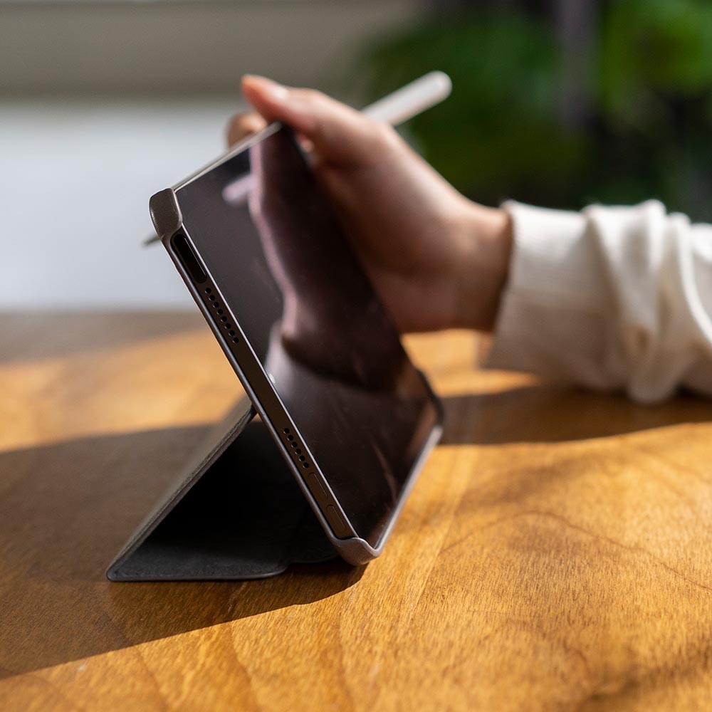 iPad miniフォリオレザーケース - セメントグレー