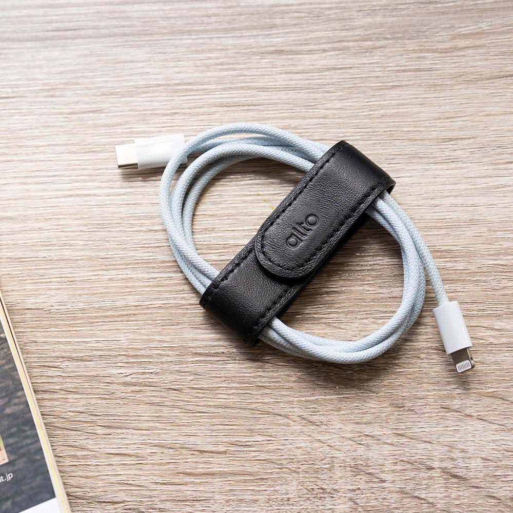 Magnetic Leather Clip – Raven Black