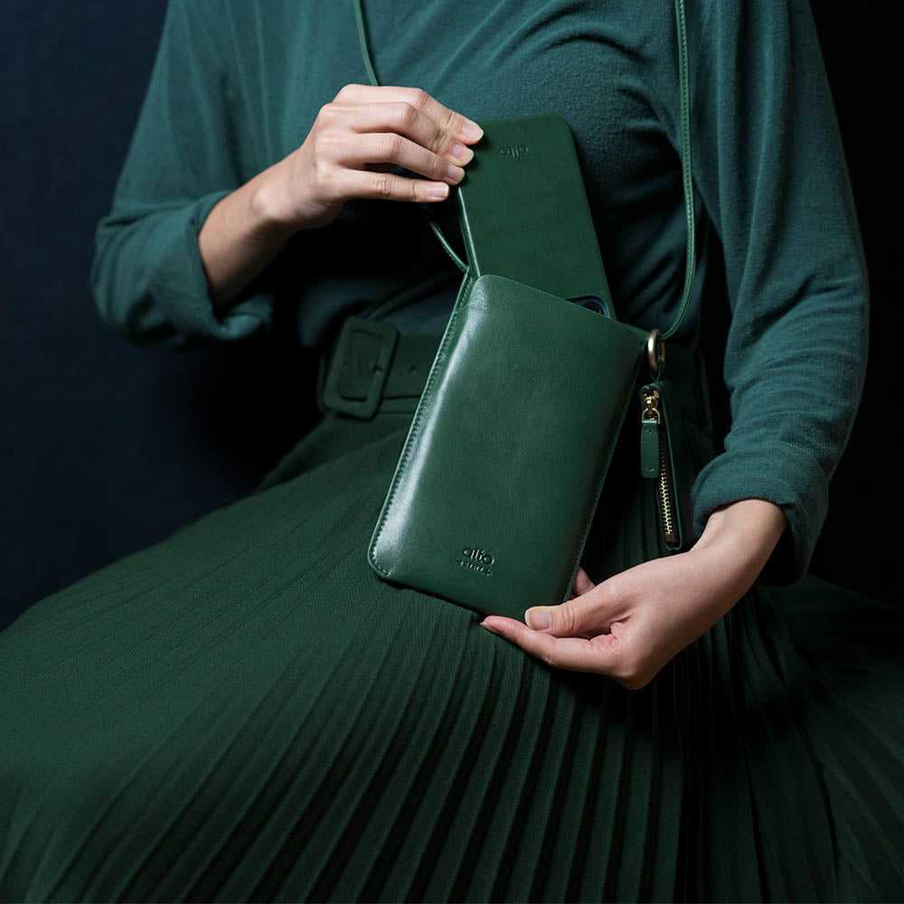 Leather Phone Purse – Forest Green