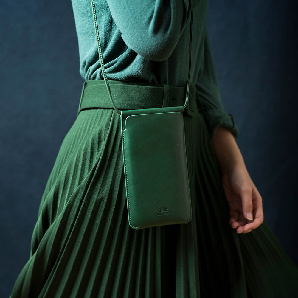 Leather Phone Purse – Forest Green