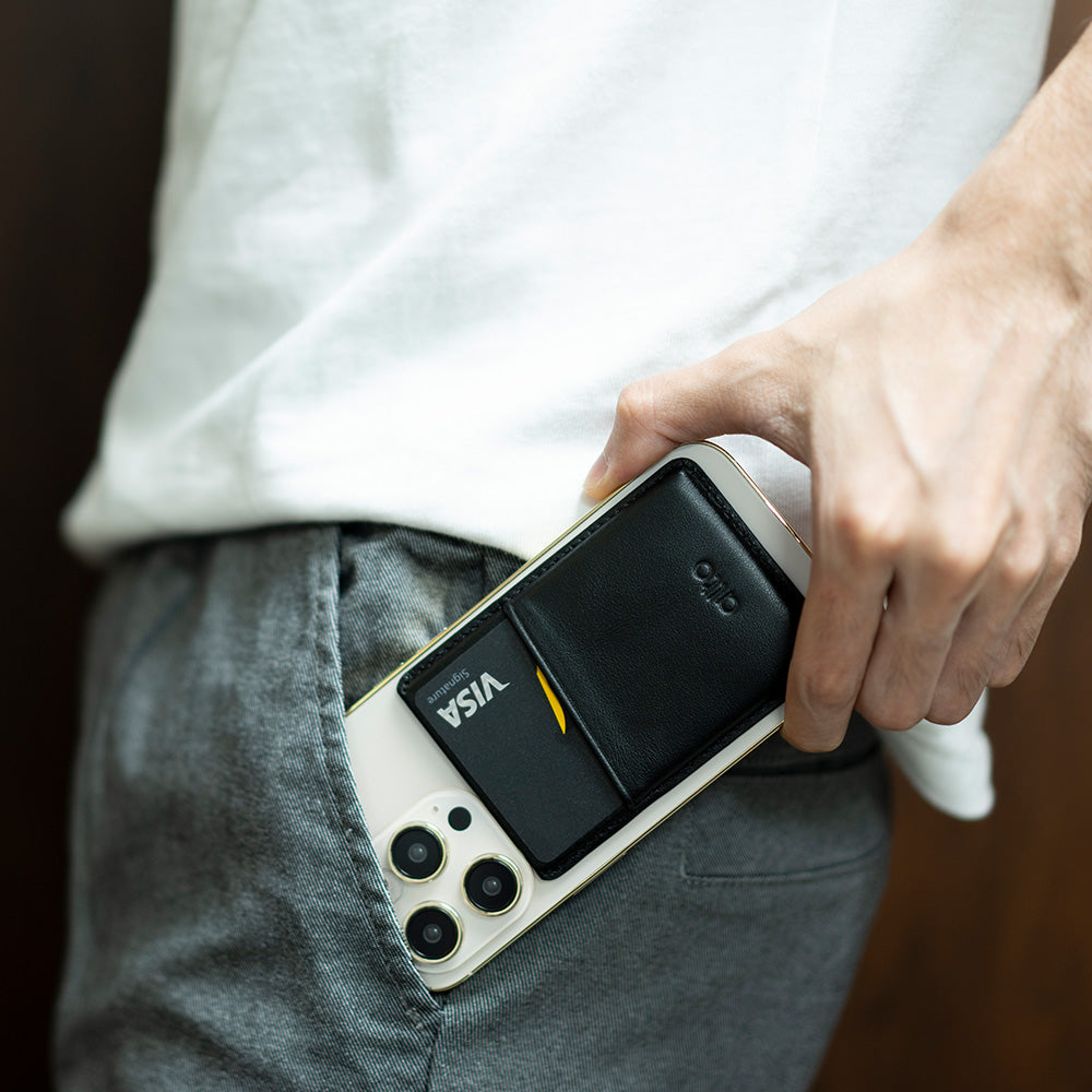 Magnetic Wallet - Raven Black