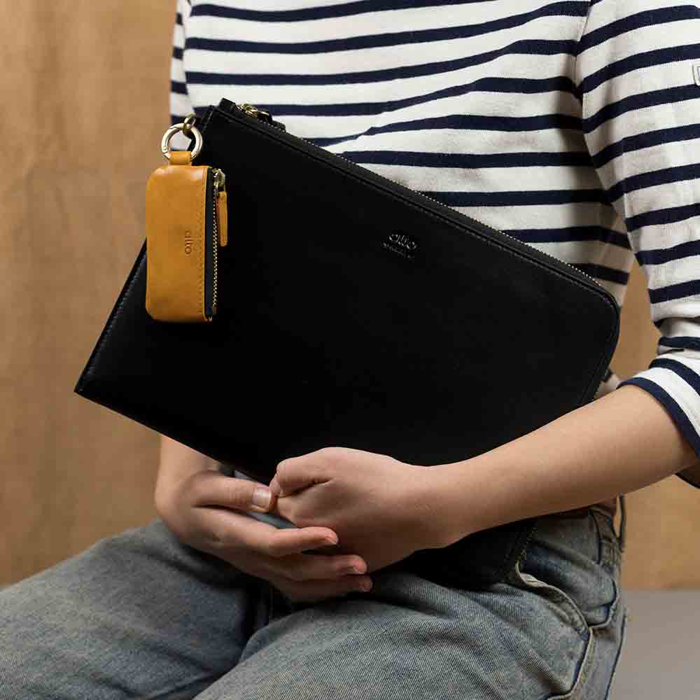 Leather Coin Pouch – Caramel Brown
