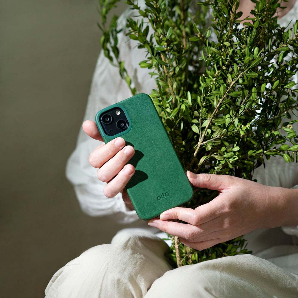 iPhone 13 Series Original 360 Drop Protective Leather Case - Forest Green