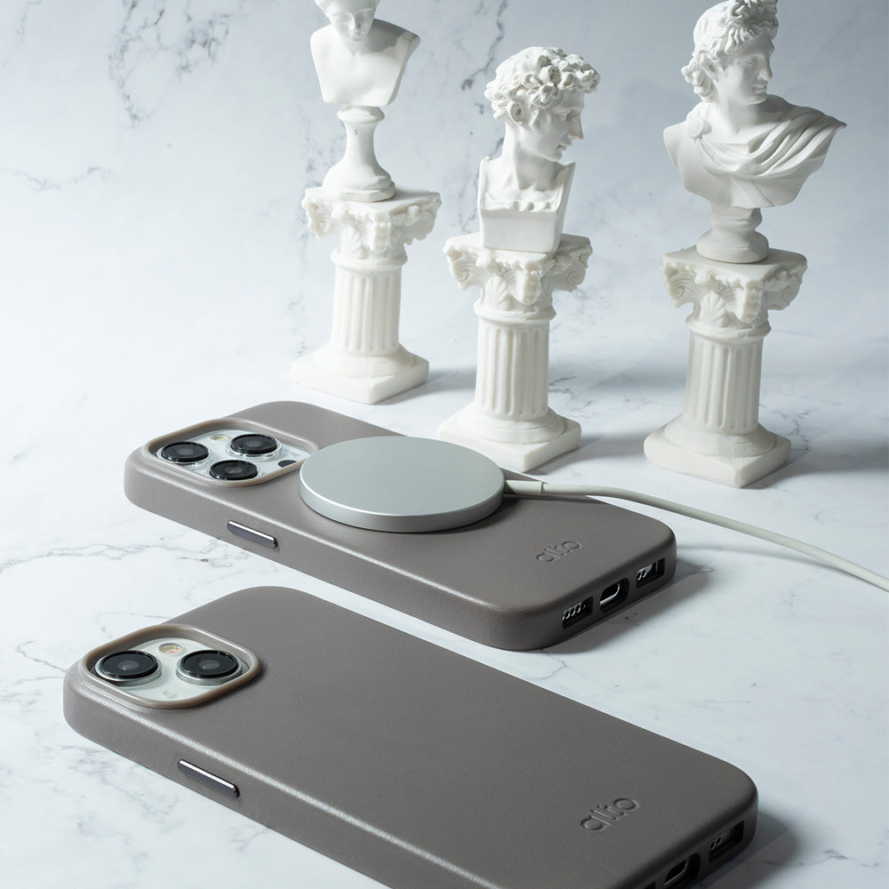 iPhone 15 Series Clop MagSafe Leather Case -  Cement Gray