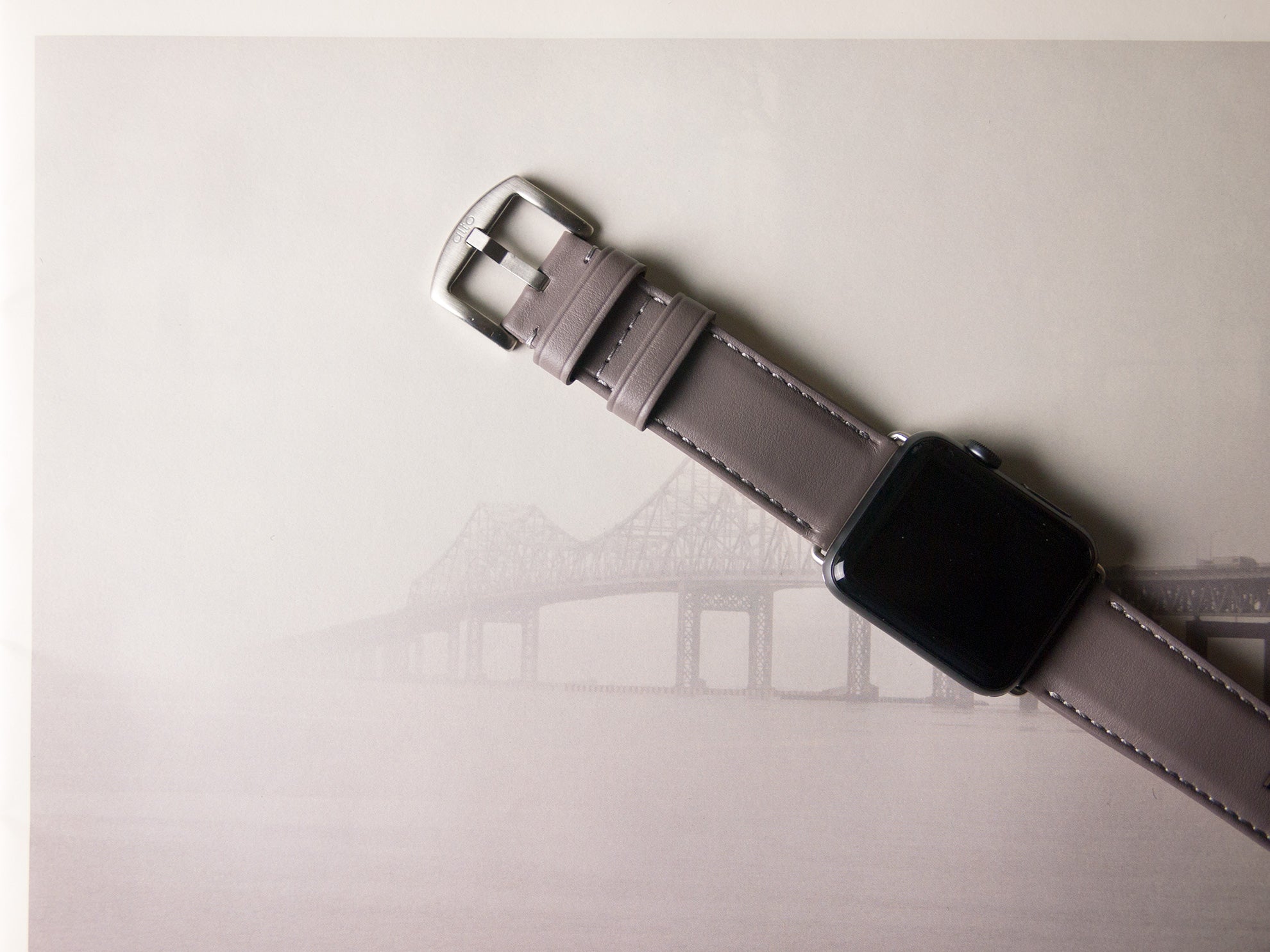 Apple Watch Leather Band 42/44/45/49mm – Cement Gray