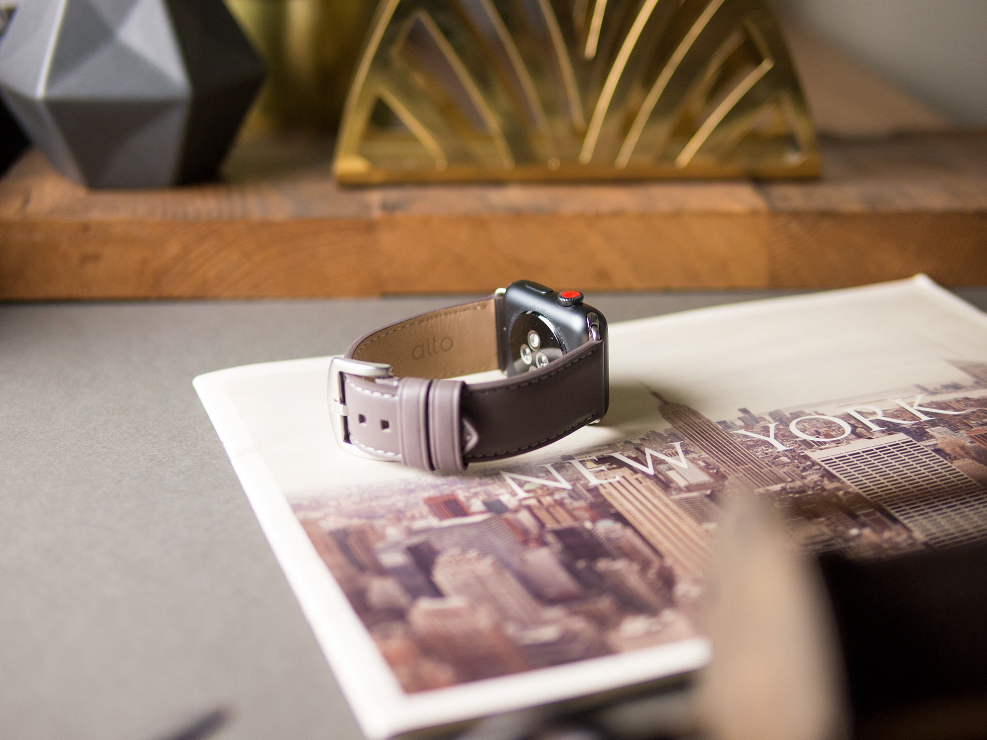 Apple Watch Leather Band 42/44/45/49mm – Cement Gray