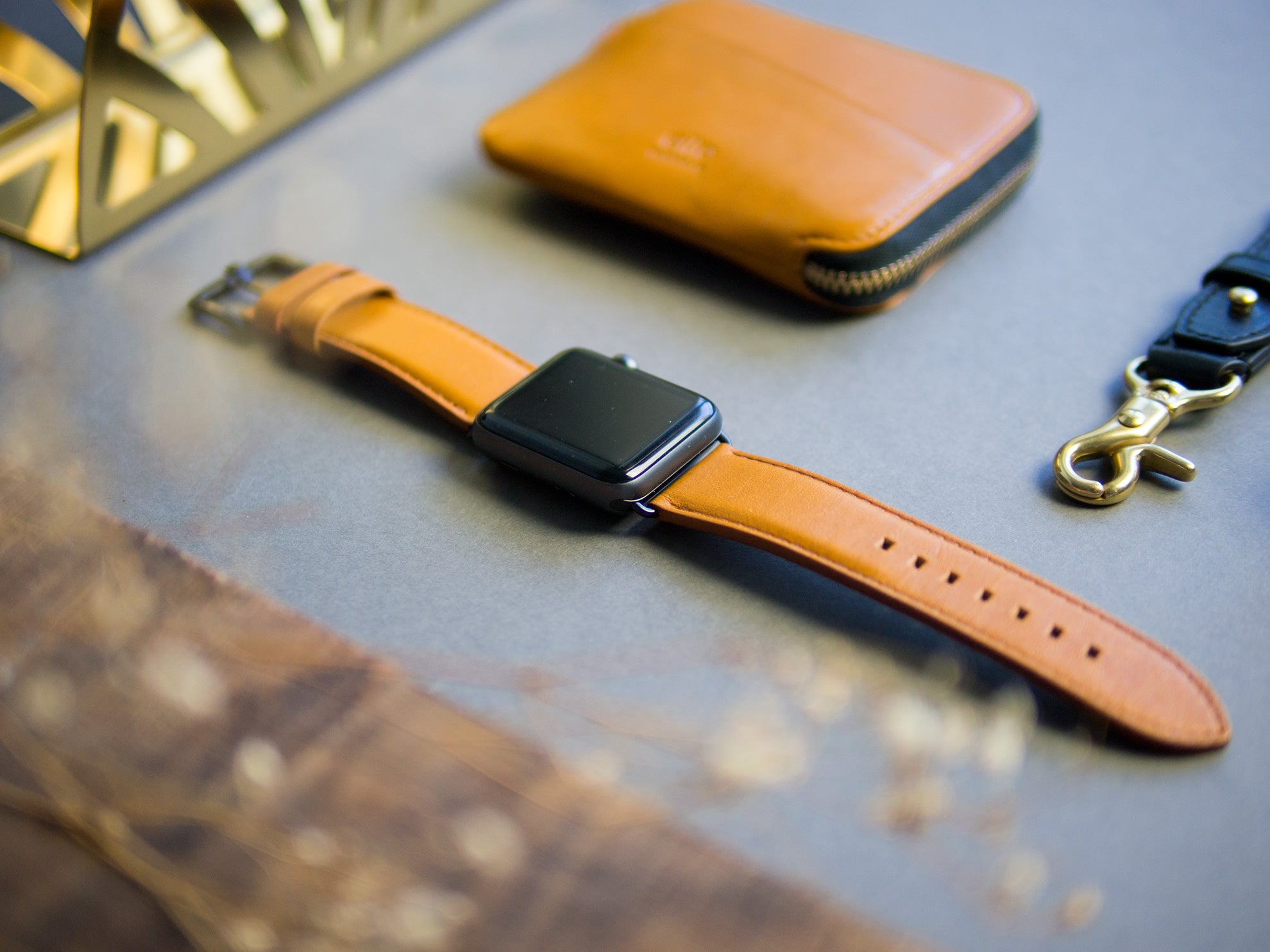 Apple Watch Leather Band 42/44/45/49mm – Caramel Brown