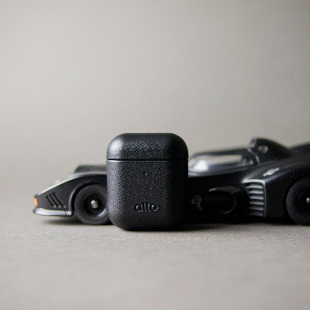 AirPods Leather Case – Raven Black