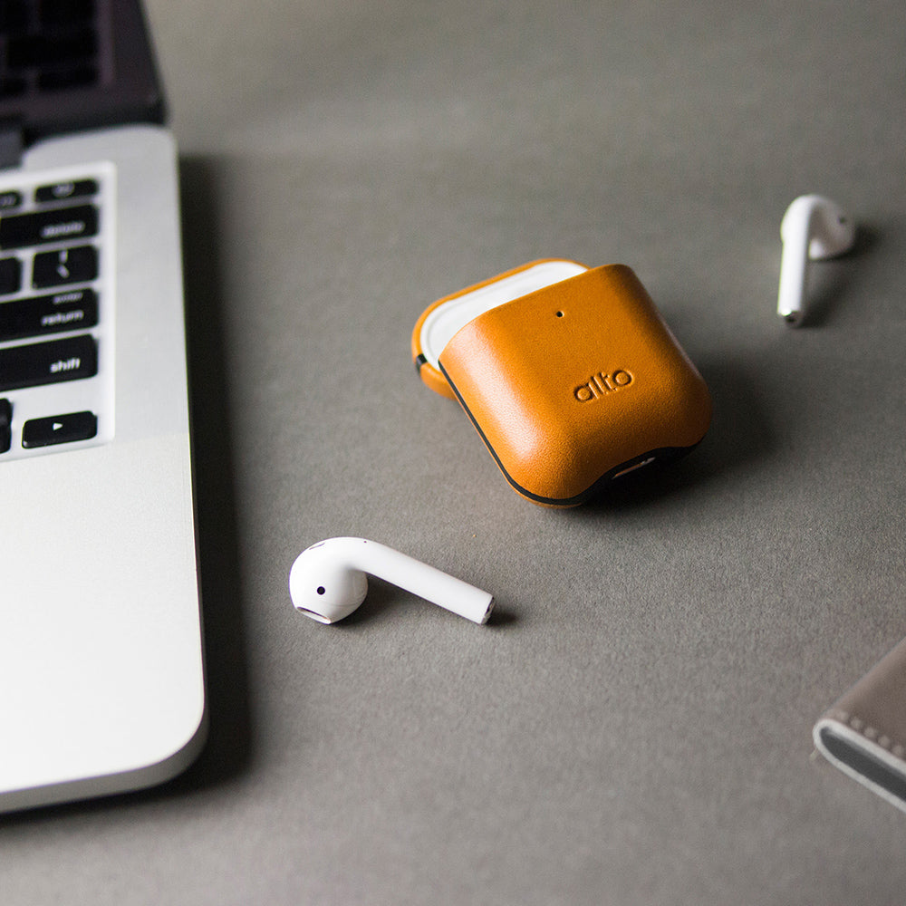 AirPods Leather Case – Caramel Brown