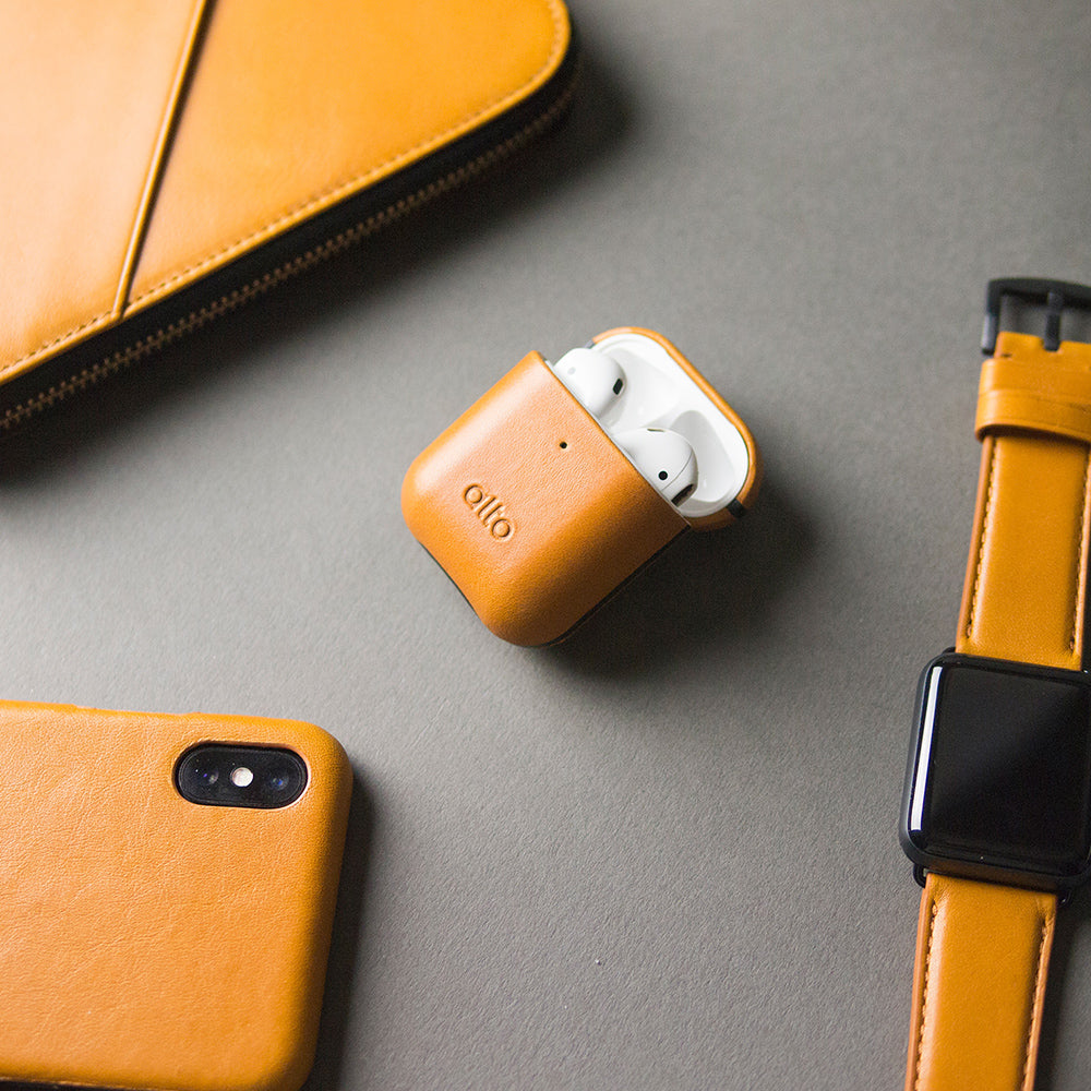 AirPods Leather Case – Caramel Brown