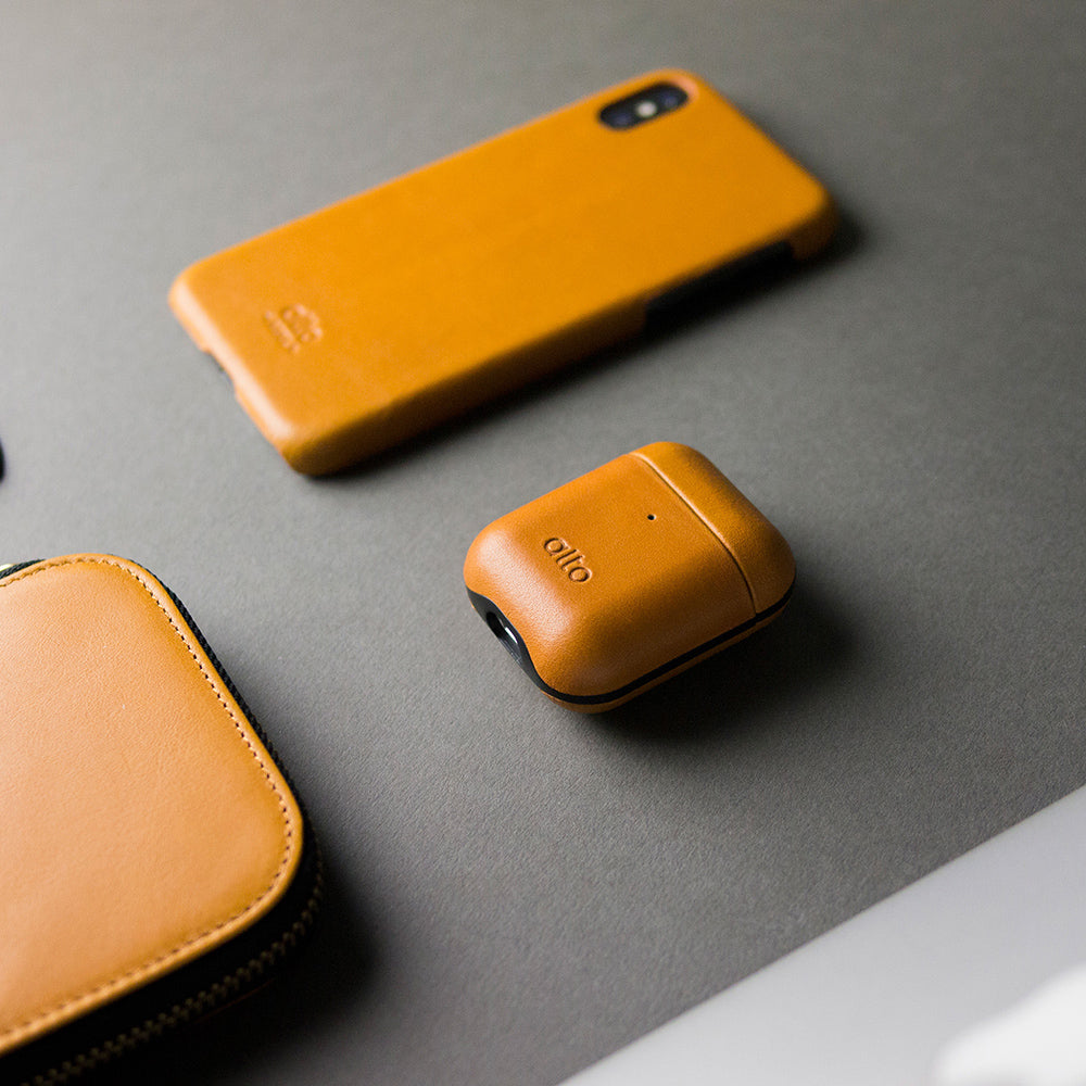 AirPods Leather Case – Caramel Brown