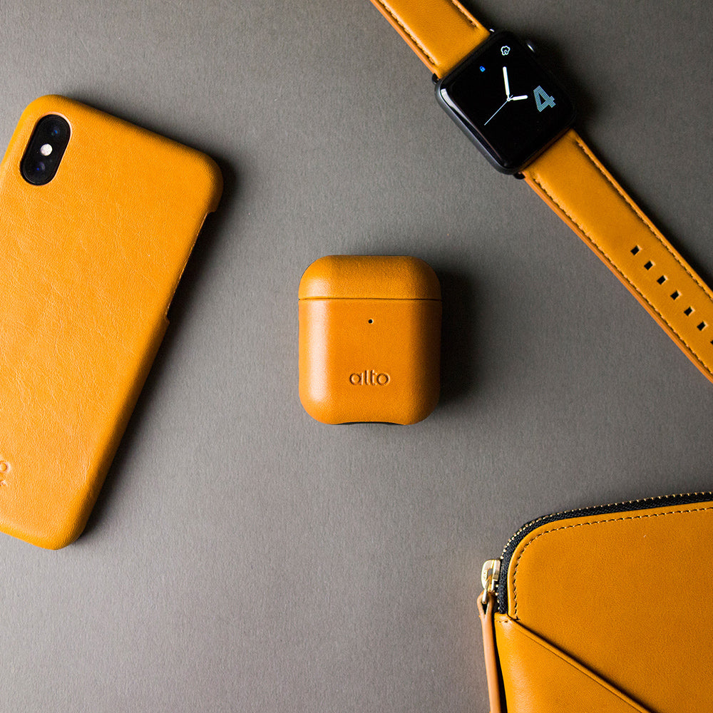 AirPods Leather Case – Caramel Brown