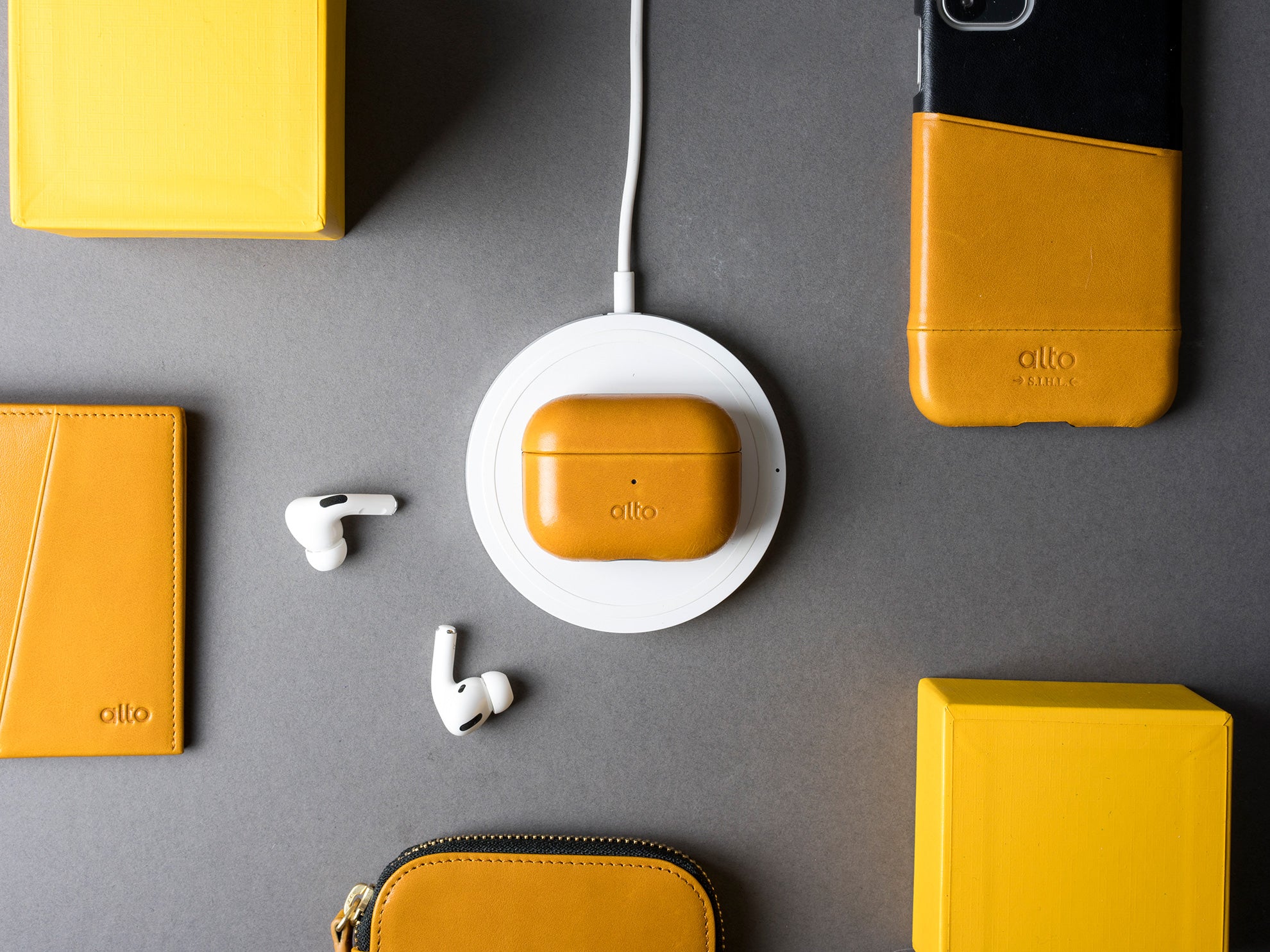 AirPods Pro Leather Case – Caramel Brown