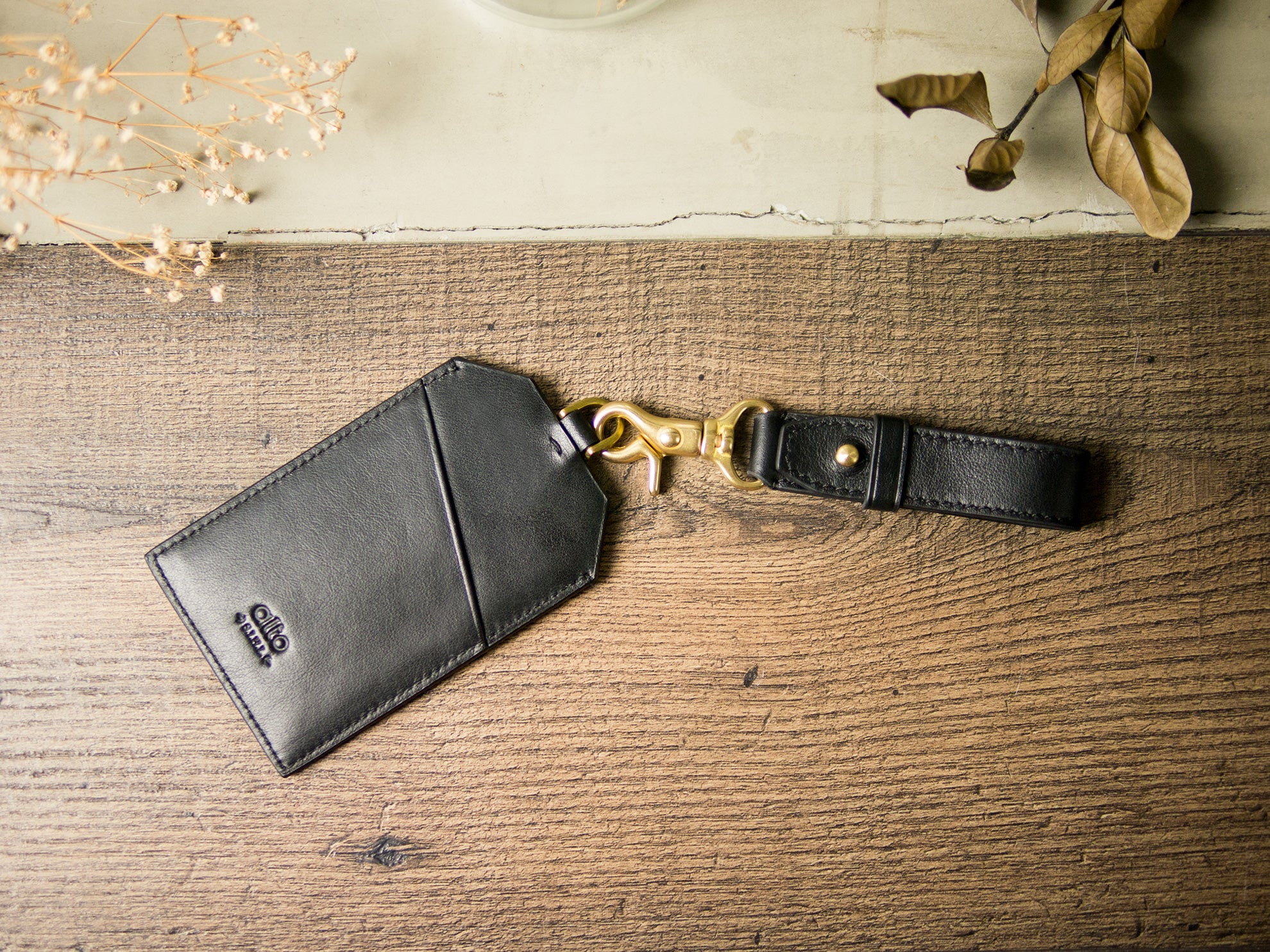 Leather Badge Holder – Raven Black