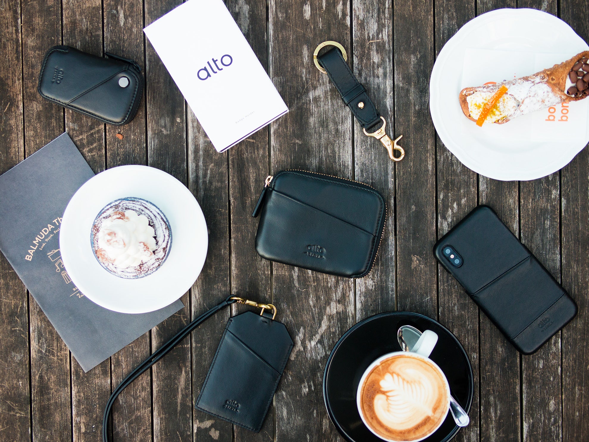 Leather Badge Holder – Raven Black