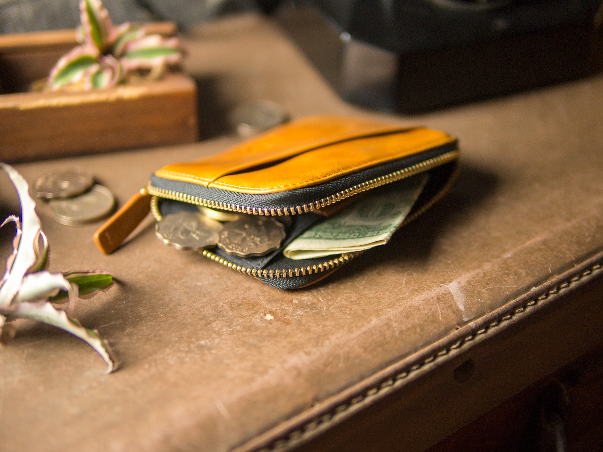 Leather Pouch Wallet – Caramel Brown