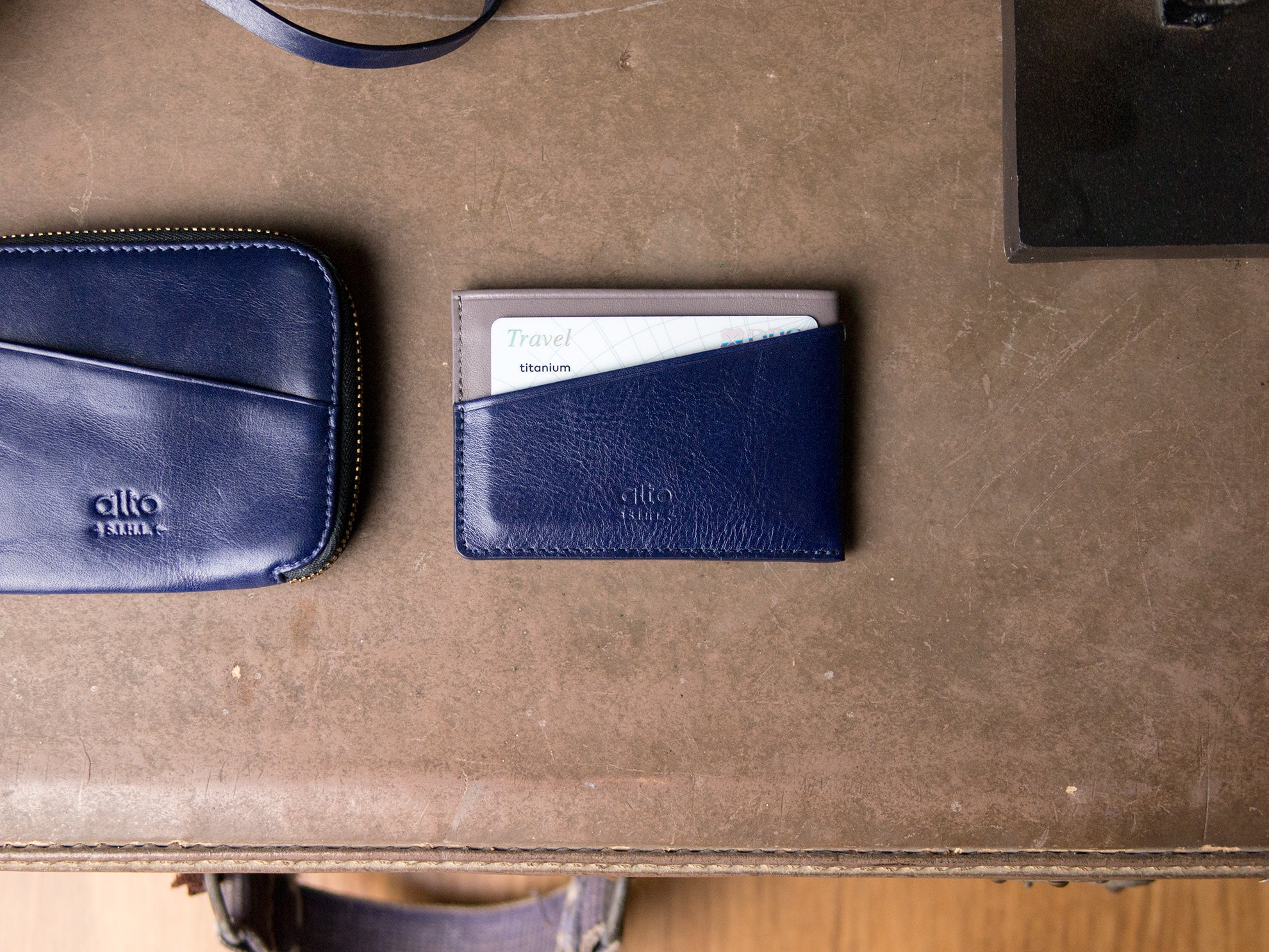 Leather Card Holder – Navy Blue/Cement Gray