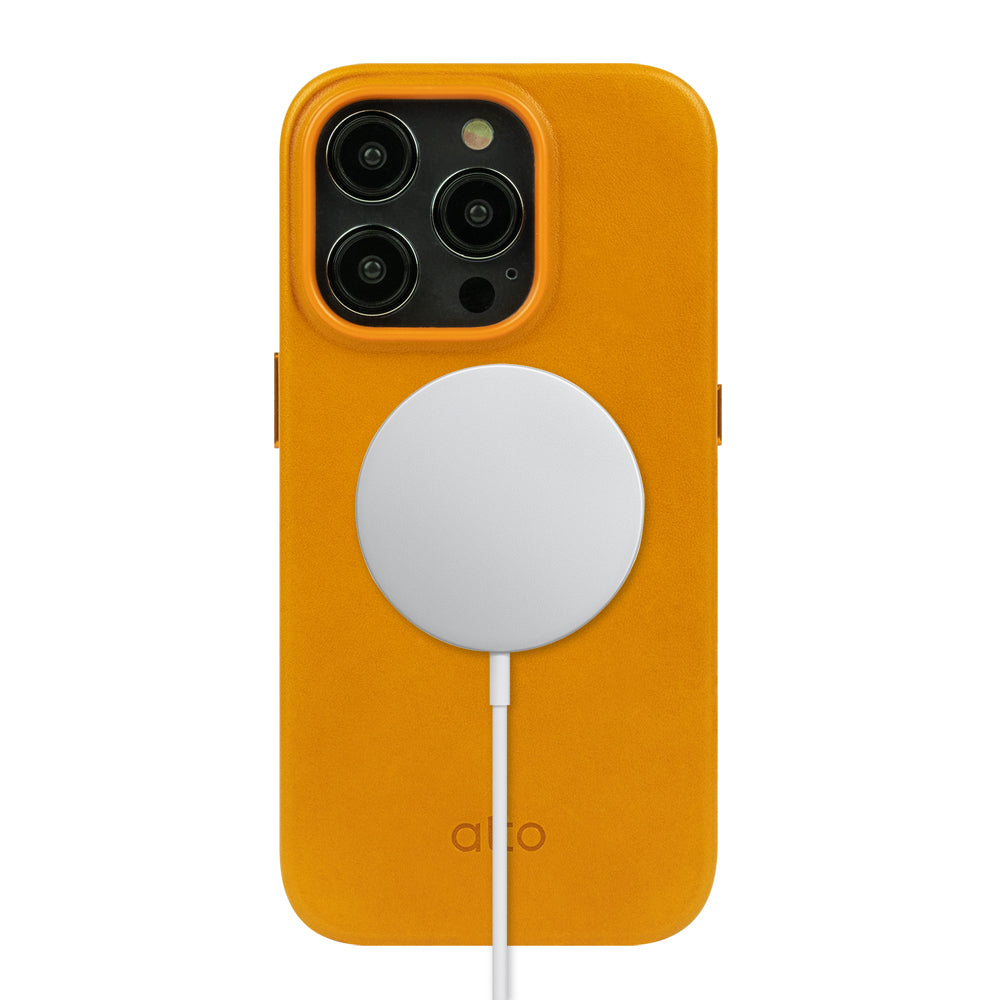 iPhone 14 シリーズ Clop MagSafe レザー ケース - キャラメル ブラウン