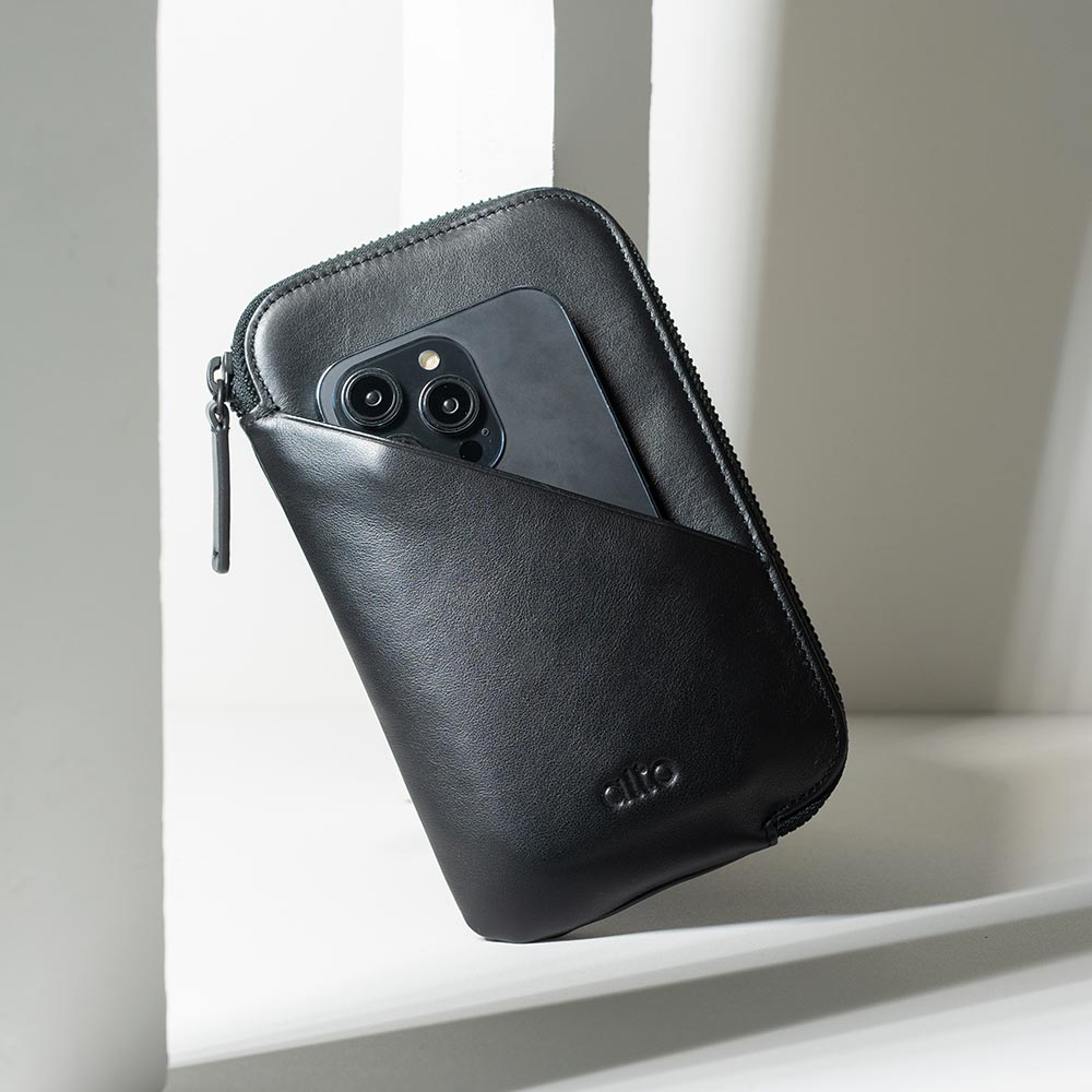 Leather Phone Wallet – Raven Black