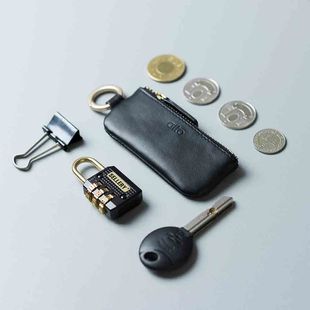 Leather Coin Pouch – Raven Black